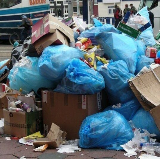 Dompet Unik Plastik Cacahan Sebagai Inovasi Kreatif Dari Limbah