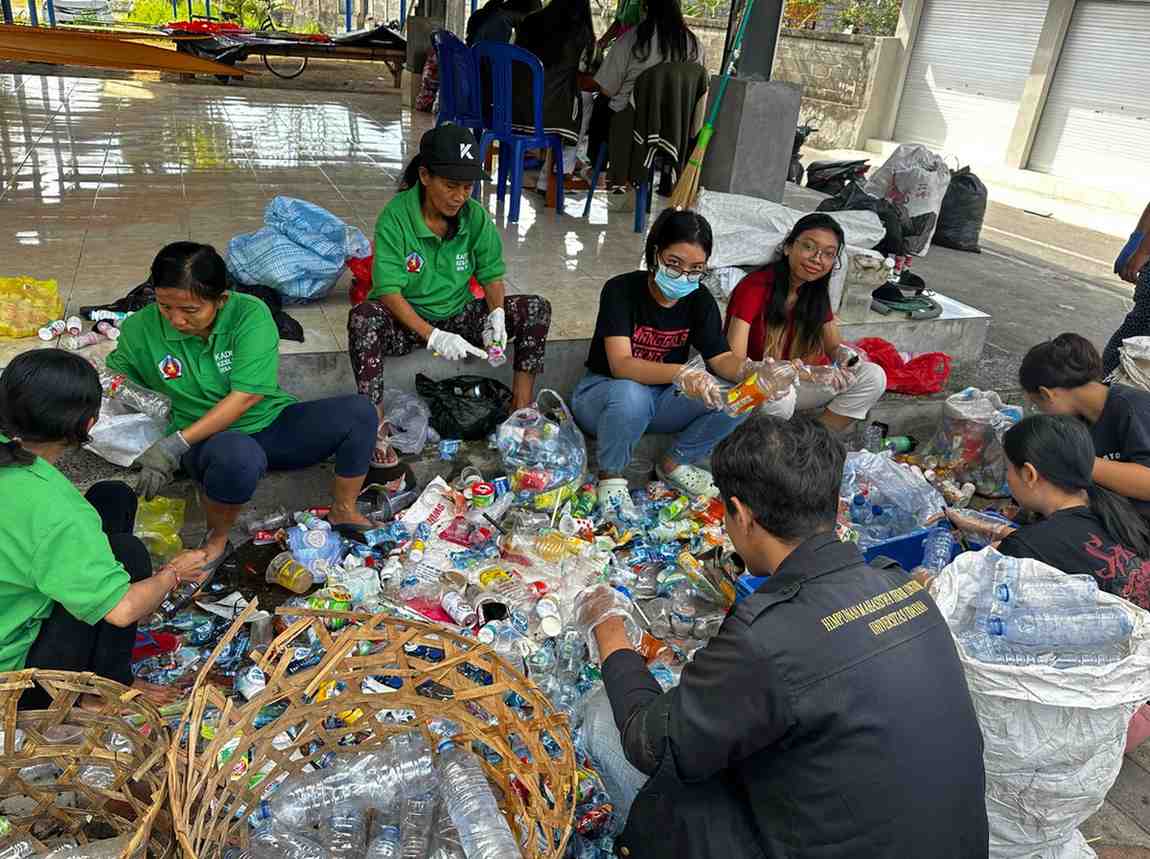 Sistem Bank Sampah Digital Inovatif