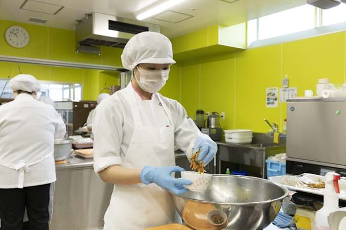 Penerapan Protokol Kebersihan Pangan untuk Sekolah Aman